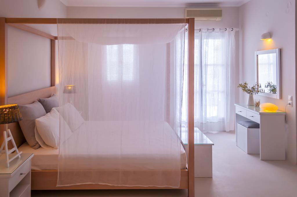 Milos Bay Suites Adamantas  Ruang foto