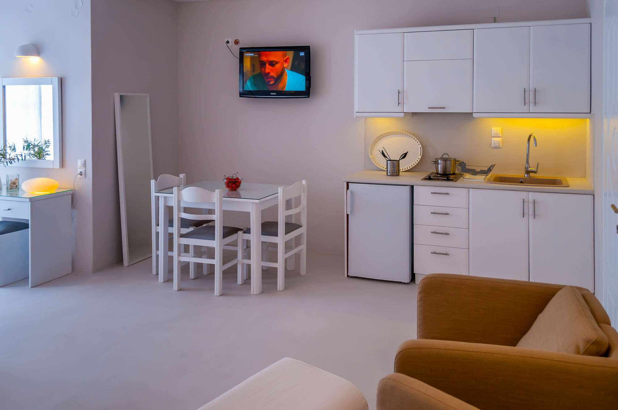 Milos Bay Suites Adamantas  Bagian luar foto
