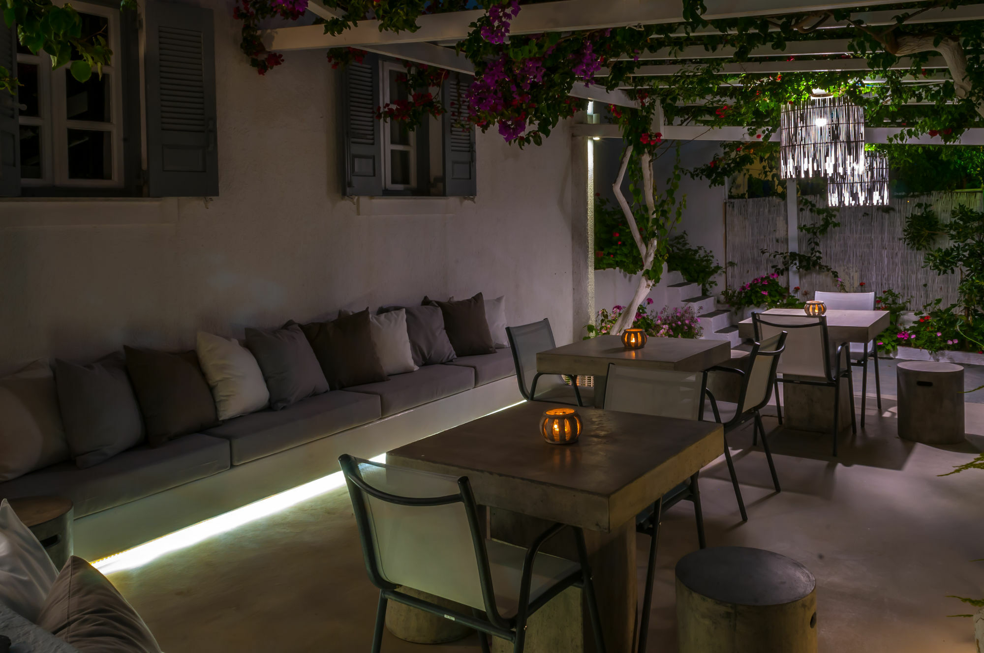Milos Bay Suites Adamantas  Bagian luar foto